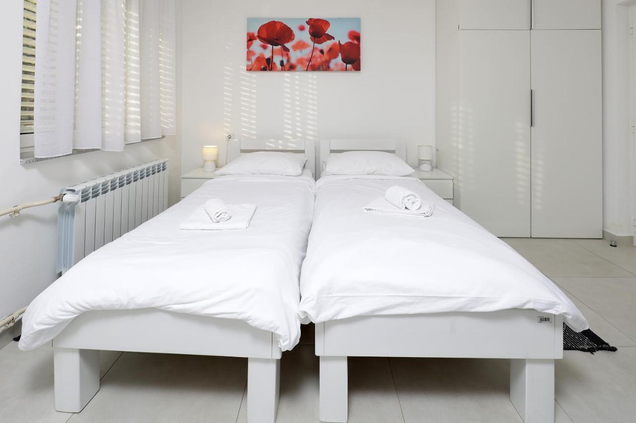 Rijeka Budget Rooms ภายนอก รูปภาพ