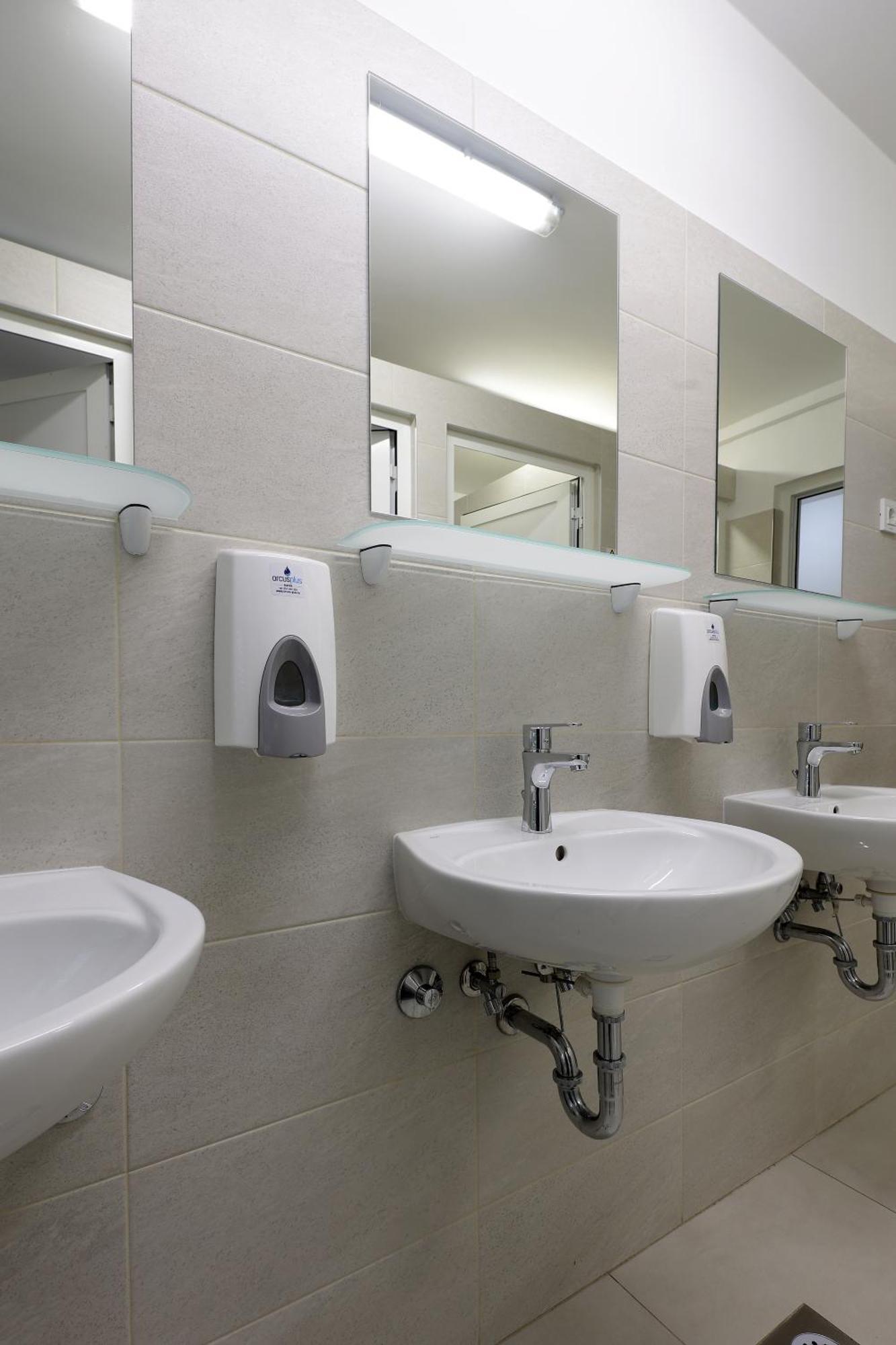 Rijeka Budget Rooms ห้อง รูปภาพ