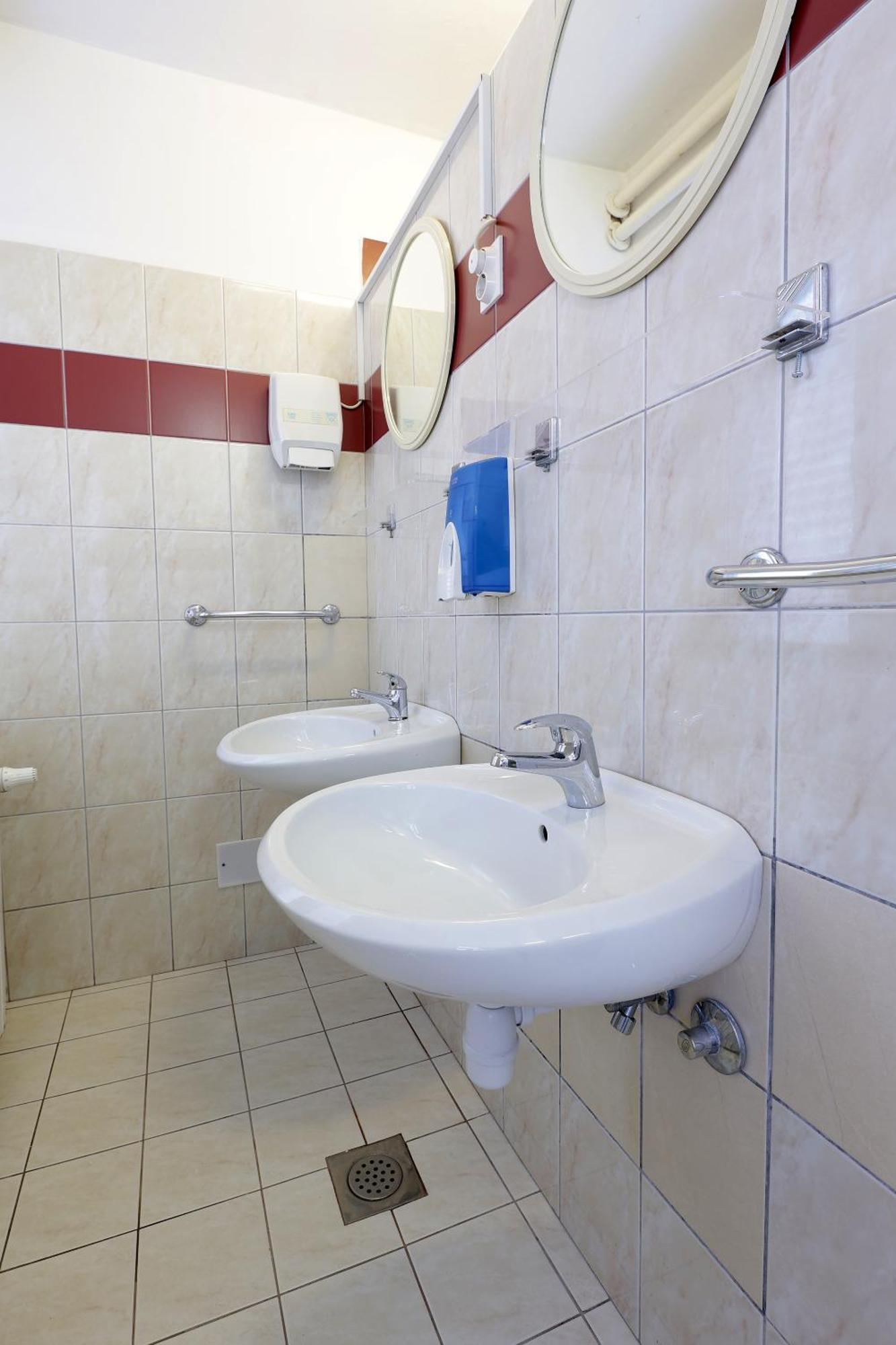 Rijeka Budget Rooms ห้อง รูปภาพ